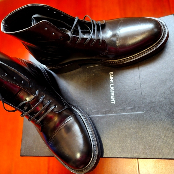 Saint Laurent Army Lace up Bootie - Picture 2 of 5